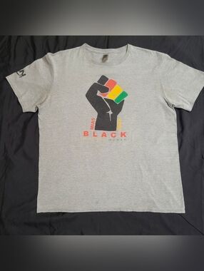 Amazon Employee Black Histoey Month 2022 Grey T-Shirt Unisex Adults Size XL